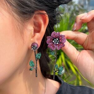 Chic Floral Crystal Earrings in Pink and Green
